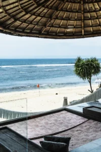 brunch in uluwatu