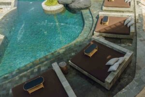 daybed melasti beach club bali