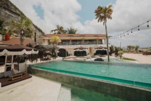 Infinity Pool TT Beach Club