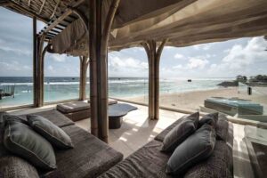 bohemian chic luxury beach club uluwatu