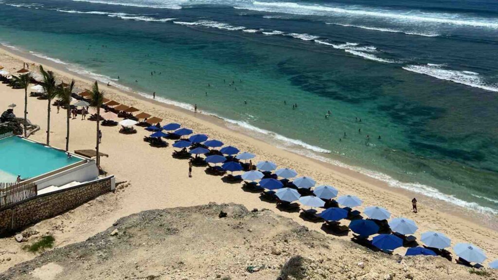 melasti beach bali